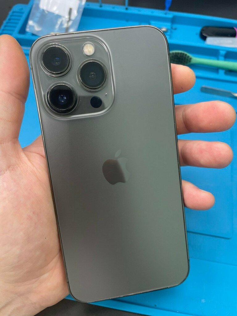 Готовый отремонтированный iPhone 13 Pro